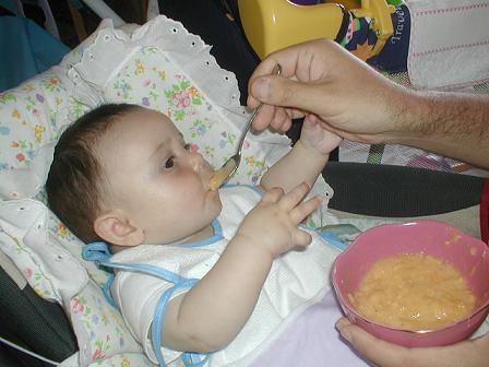 ¡¡¡¡LITTLE A., CÓMETE LA PAPILLA, COÑO¡¡¡¡